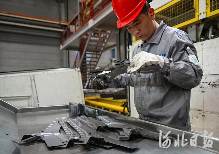 河北张家口万全:汽车配件产品"闯"出大市场